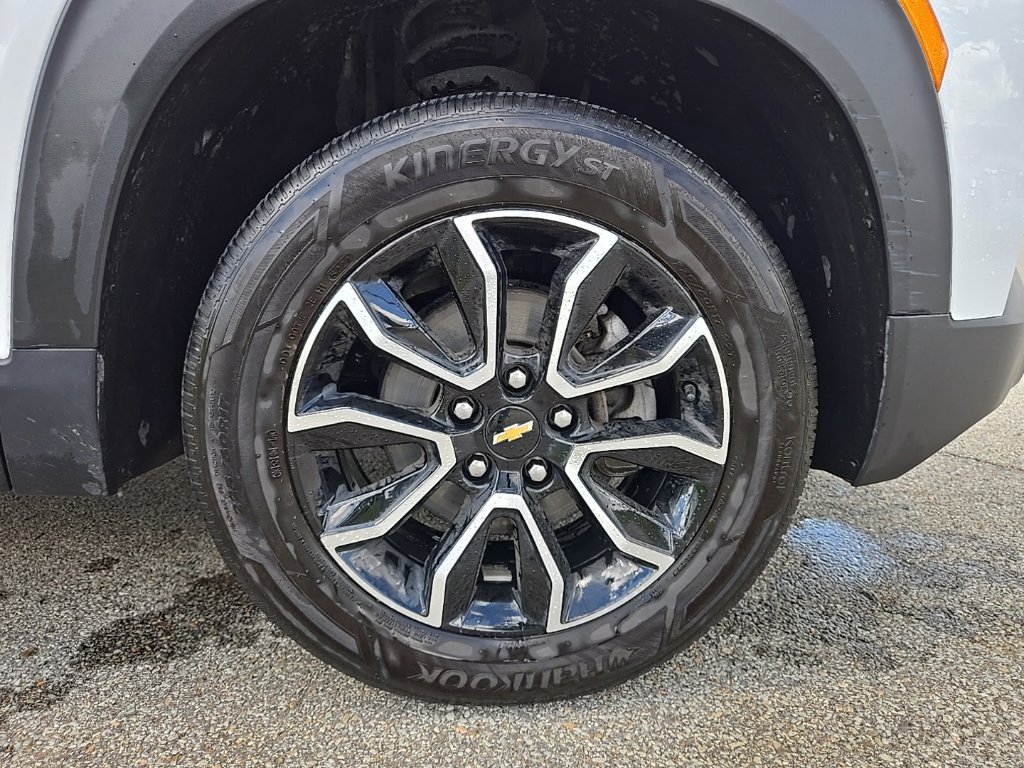 Used 2023 Chevrolet TrailBlazer ACTIV w/ Convenience Package AWD/4WD image 31