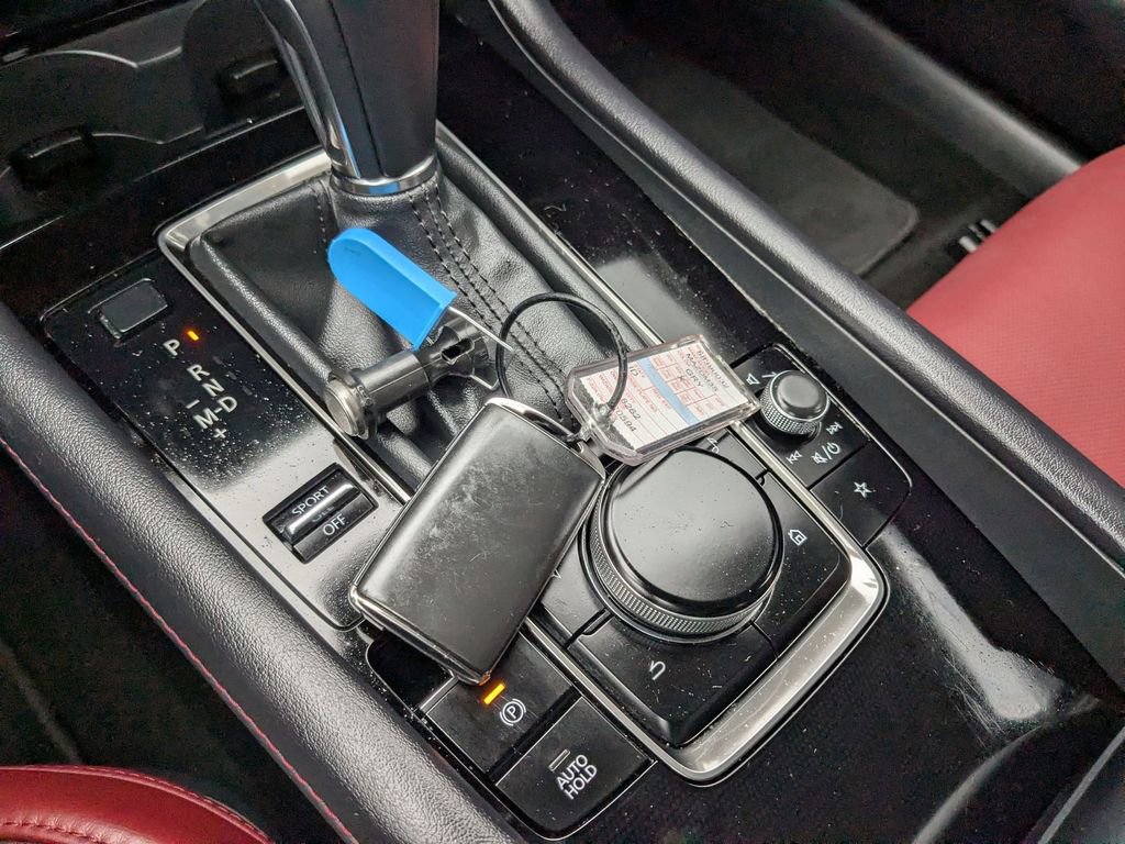 Used 2025 MAZDA MAZDA3 s image 31