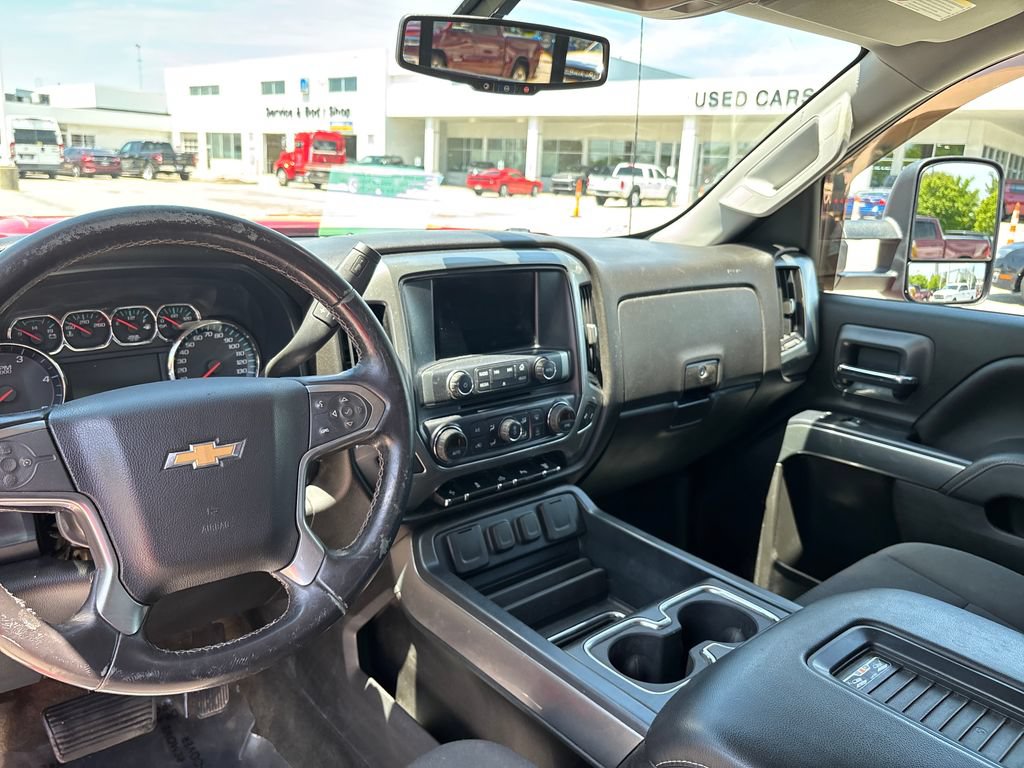Used 2018 Chevrolet Silverado 2500 LT w/ LT Convenience Package AWD/4WD image 13
