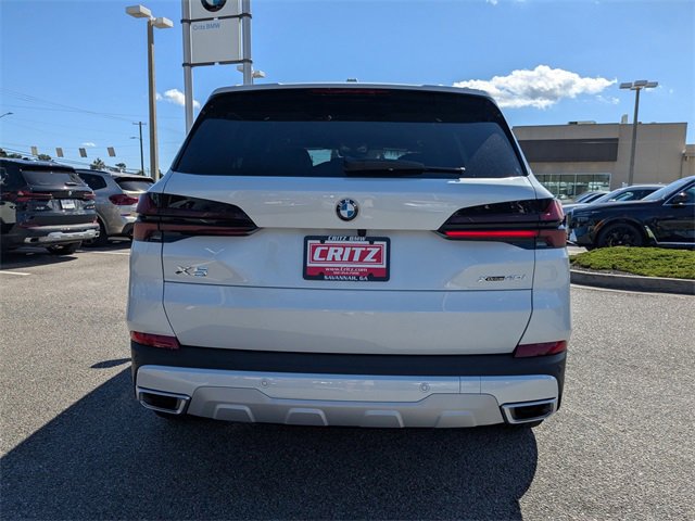New 2026 BMW X5 xDrive40i w/ Climate Comfort Package image 5