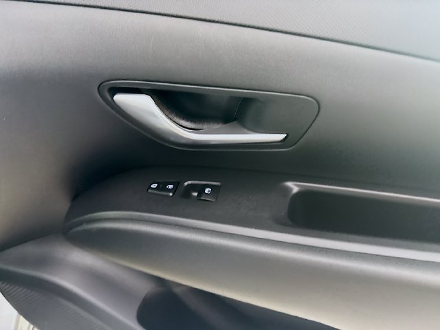 Used 2024 Hyundai Tucson SEL FWD image 30