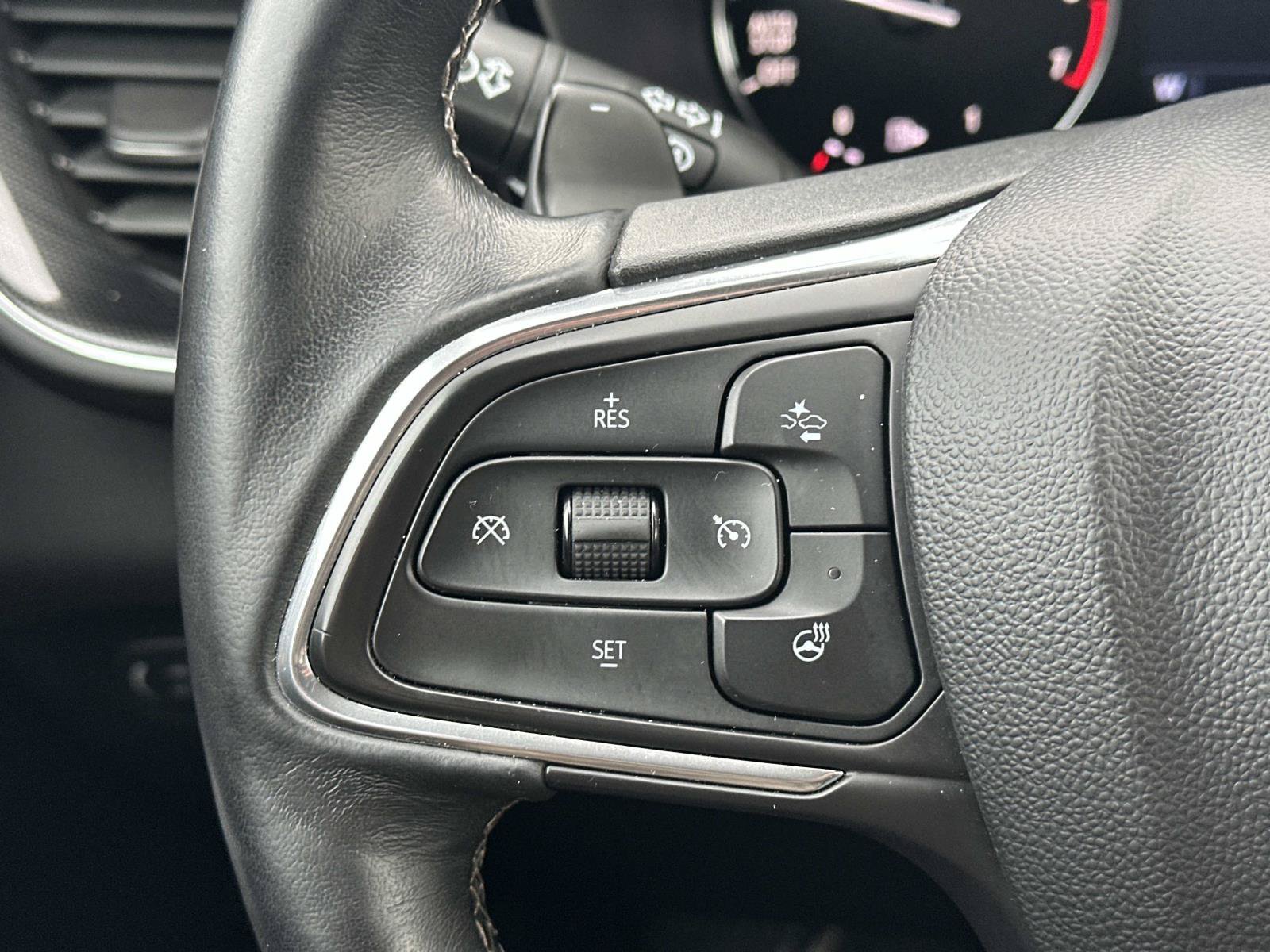 Certified 2023 Buick Envision Preferred AWD/4WD image 21