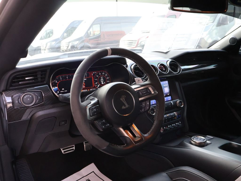 Used 2022 Ford Mustang Shelby GT500 w/ Technology Package image 18