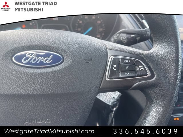 Used 2018 Ford Escape SE w/ Ford Safe & Smart Package FWD image 19