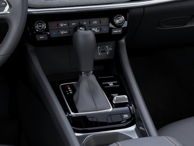 New 2026 Jeep Compass Latitude AWD/4WD image 34