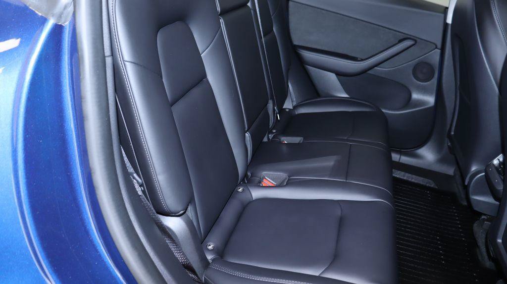 Used 2022 Tesla Model Y Performance AWD/4WD image 23