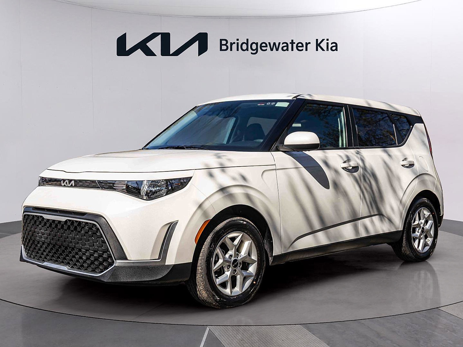 Certified 2025 Kia Soul LX w/ LX Technology Package image 4