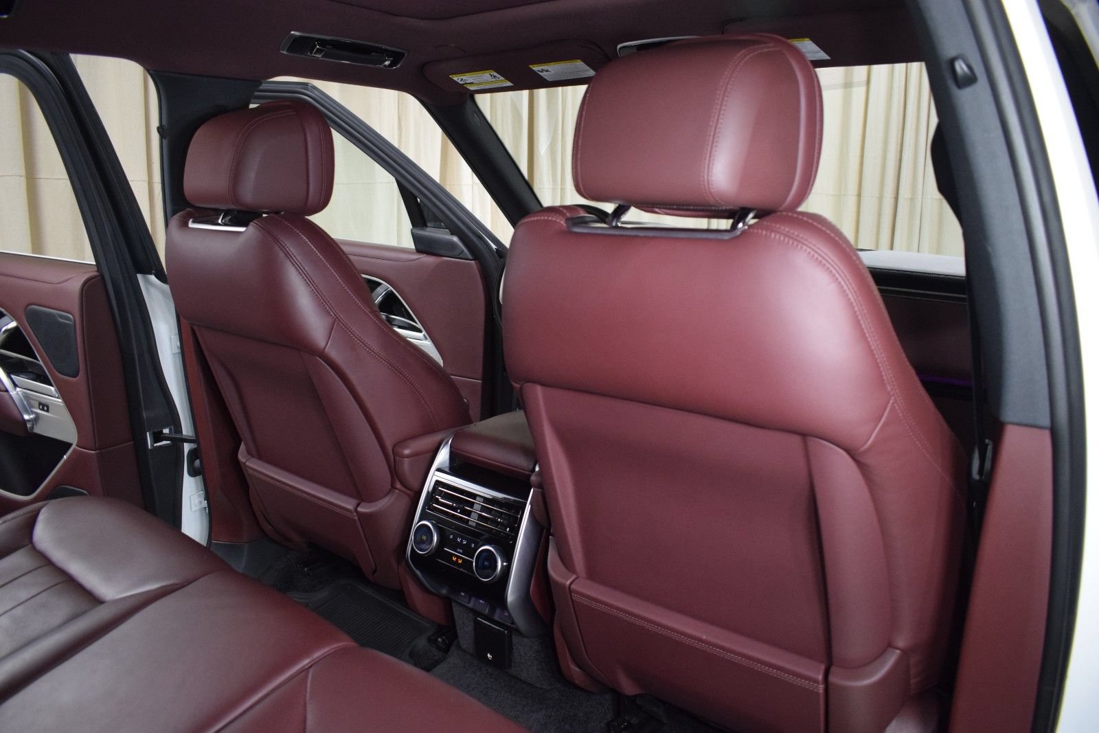 Used 2023 Land Rover Range Rover SE AWD/4WD image 19