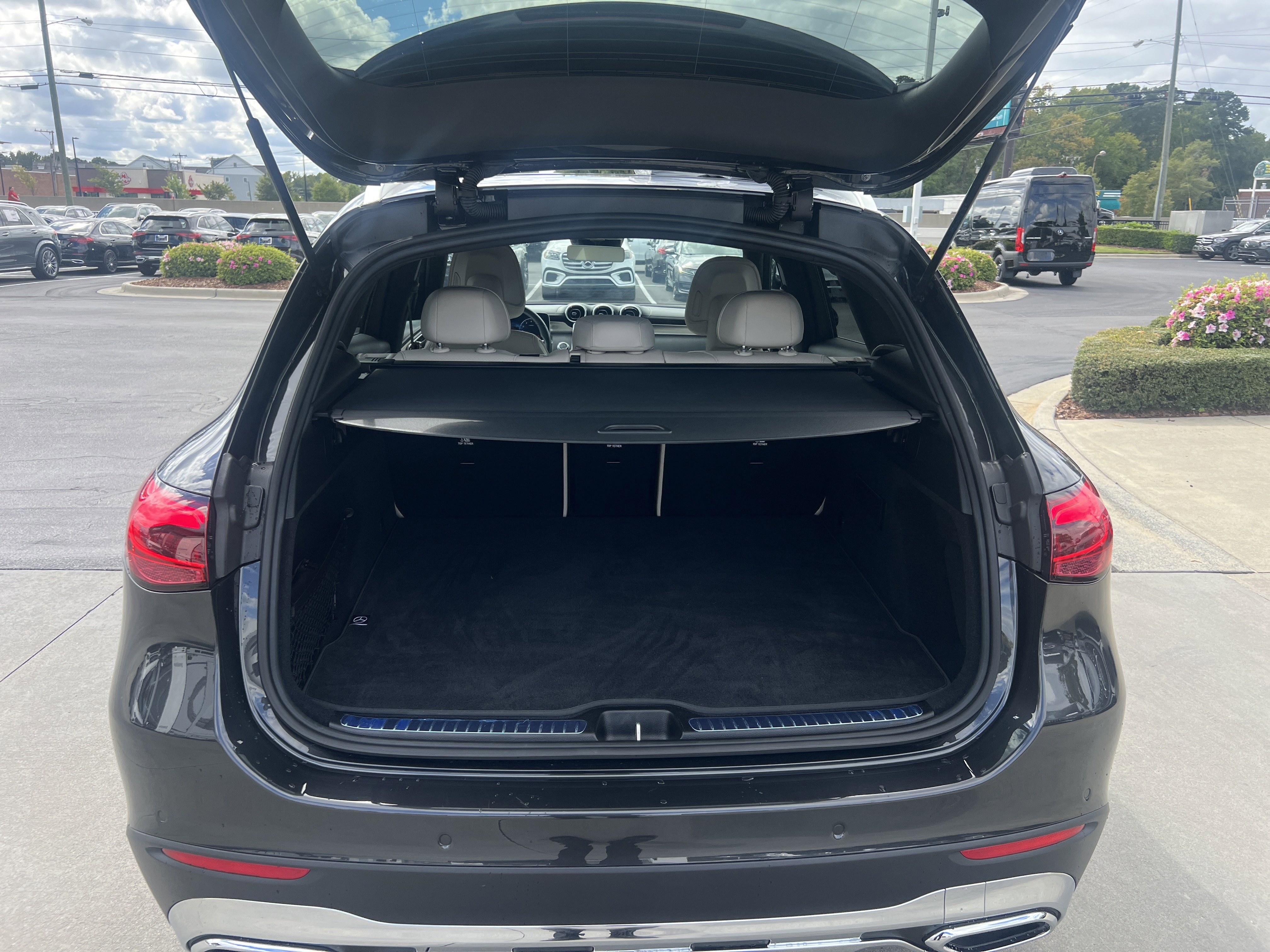 Certified 2024 Mercedes-Benz GLC 300 4MATIC image 34