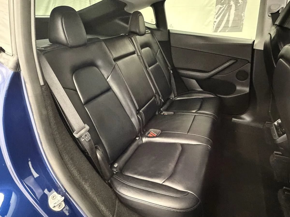 Used 2023 Tesla Model Y Long Range AWD/4WD image 26