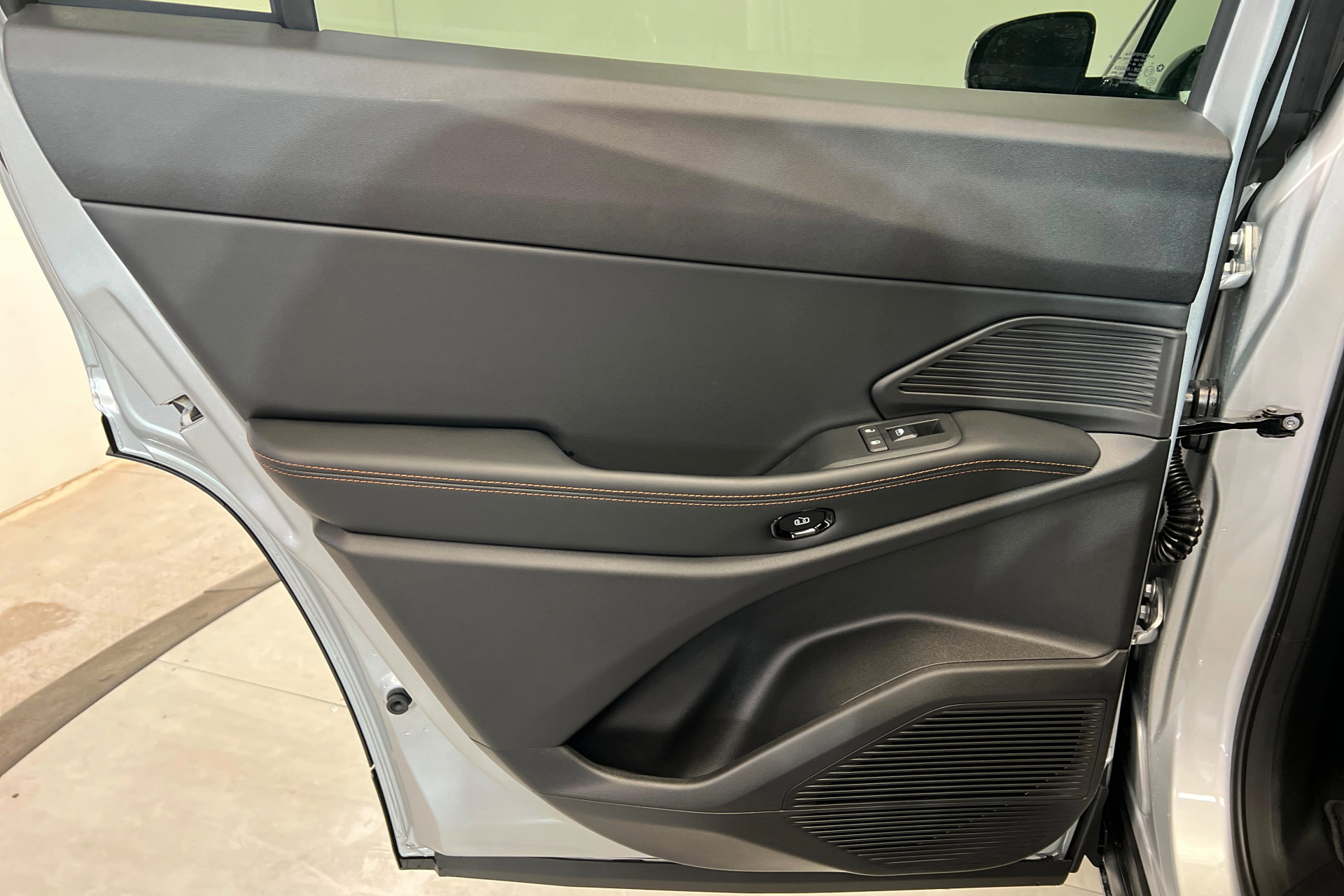 New 2026 Jeep Cherokee Limited image 18