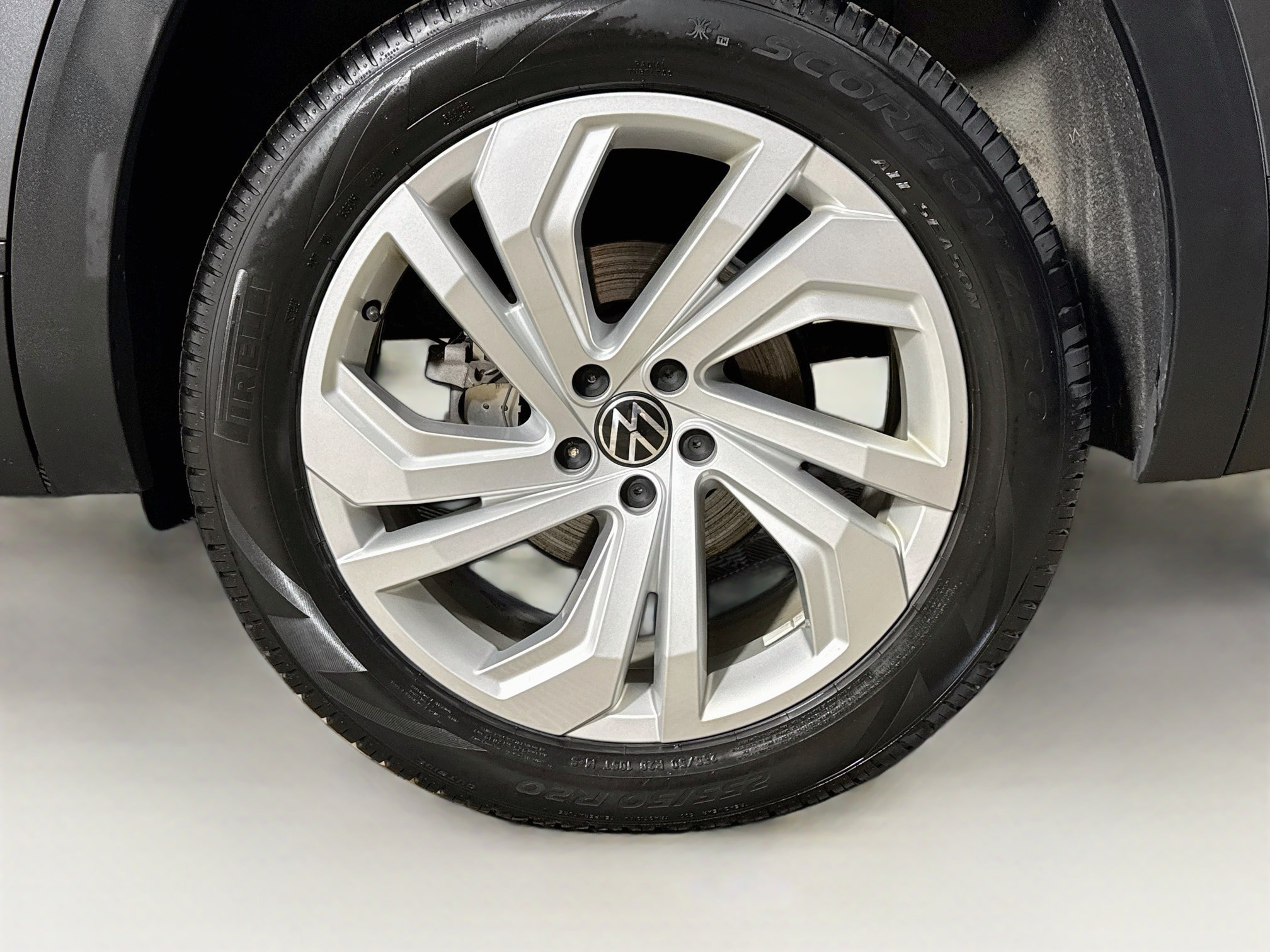 Used 2021 Volkswagen Atlas SE w/ Panoramic Sunroof Package AWD/4WD image 31