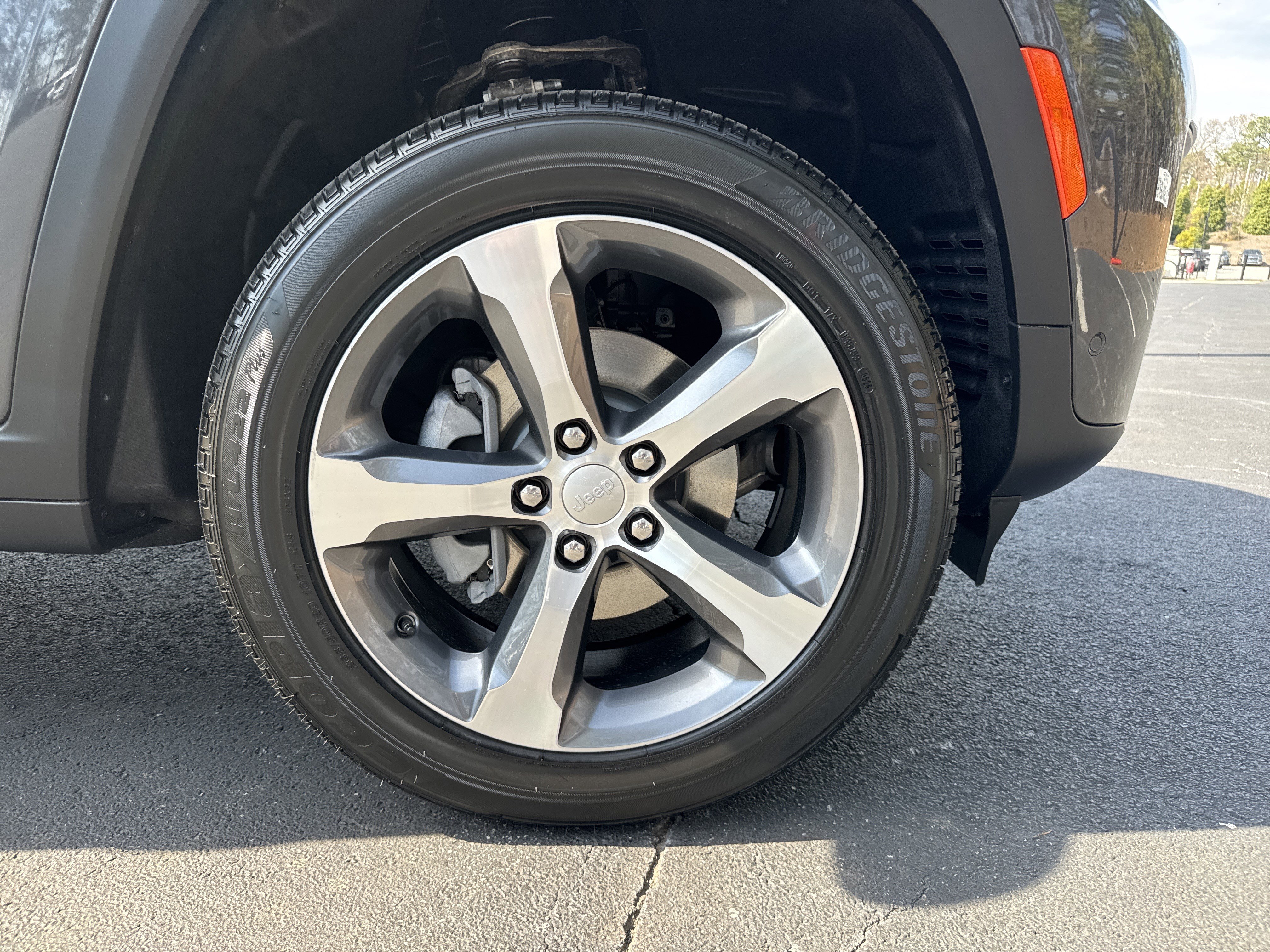 New 2026 Jeep Grand Cherokee Limited w/ Luxury Tech Group II image 14