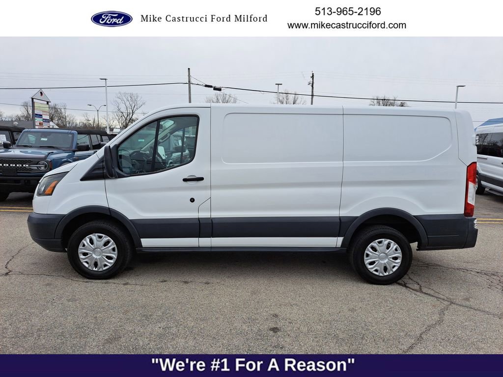 Used 2016 Ford Transit 250 130 Low Roof image 2