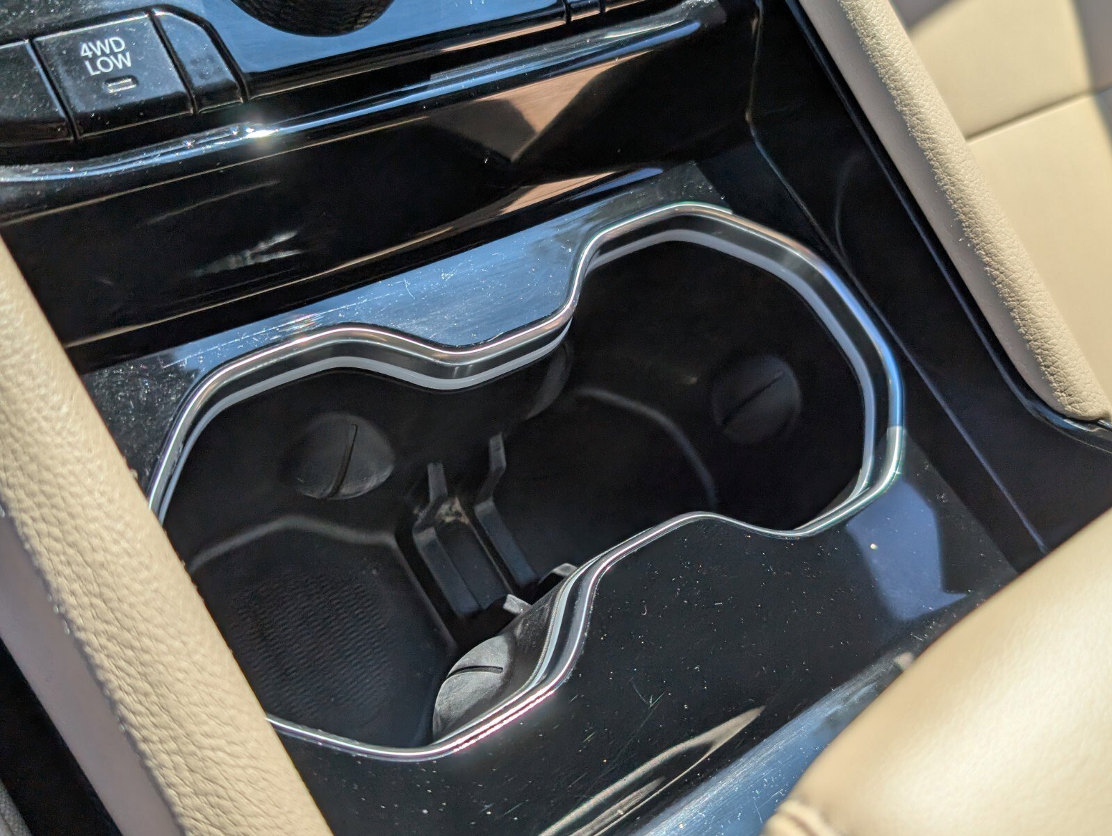 Used 2022 Jeep Grand Cherokee Limited 4xe image 31