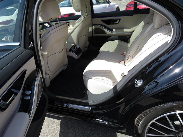 Used 2023 Mercedes-Benz S 580 4MATIC Sedan image 24