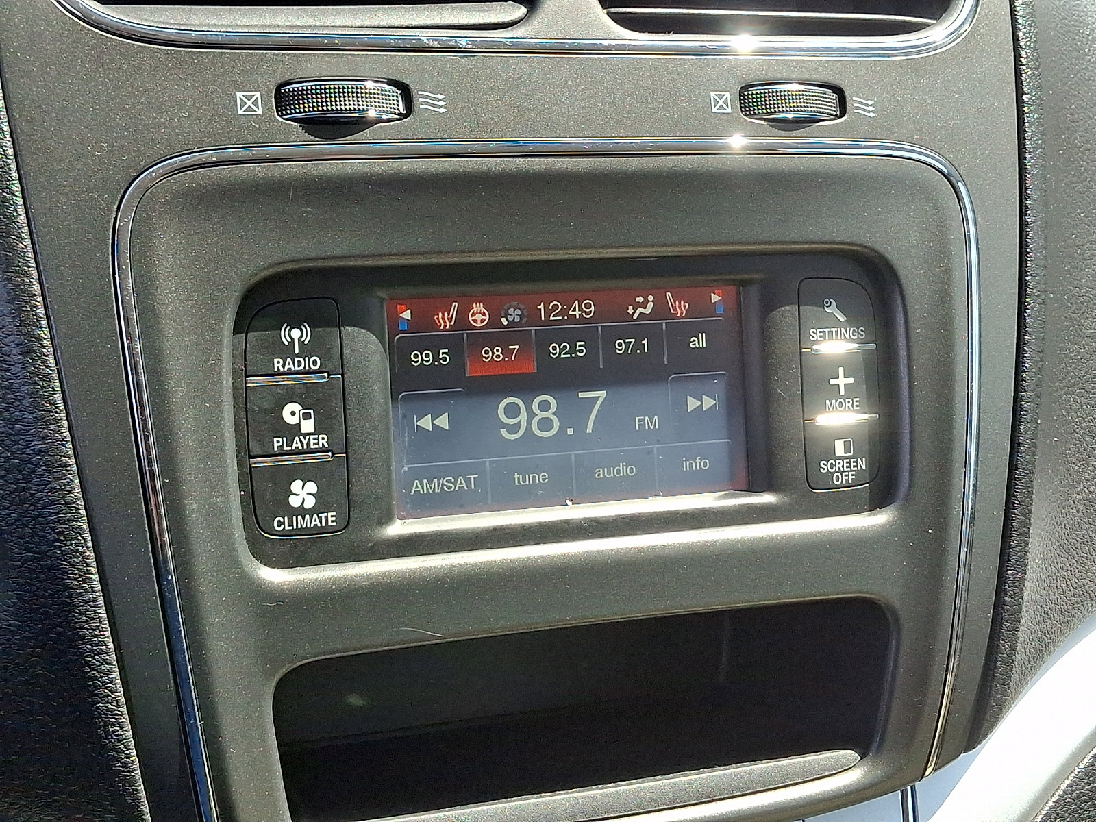 Used 2013 Dodge Journey SXT w/ Flexible Seating Group image 18