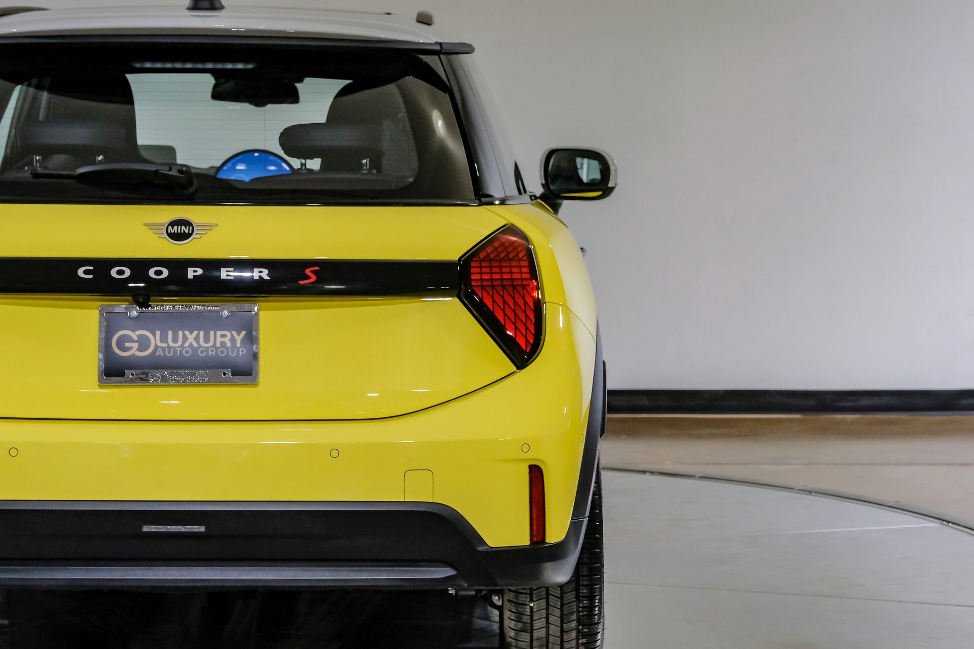 Used 2025 MINI Cooper S FWD image 37