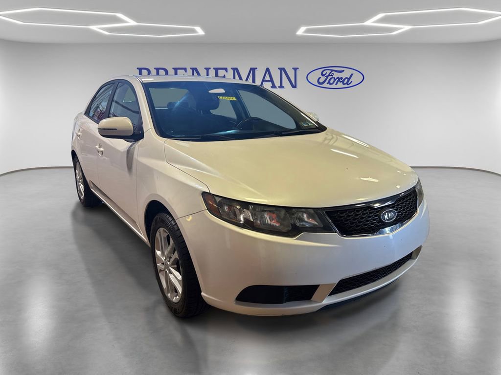 Used 2012 Kia Forte EX w/ Premium Pkg FWD image 3