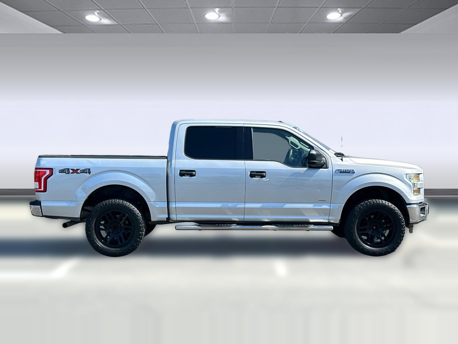 Used 2016 Ford F150 XLT AWD/4WD image 8