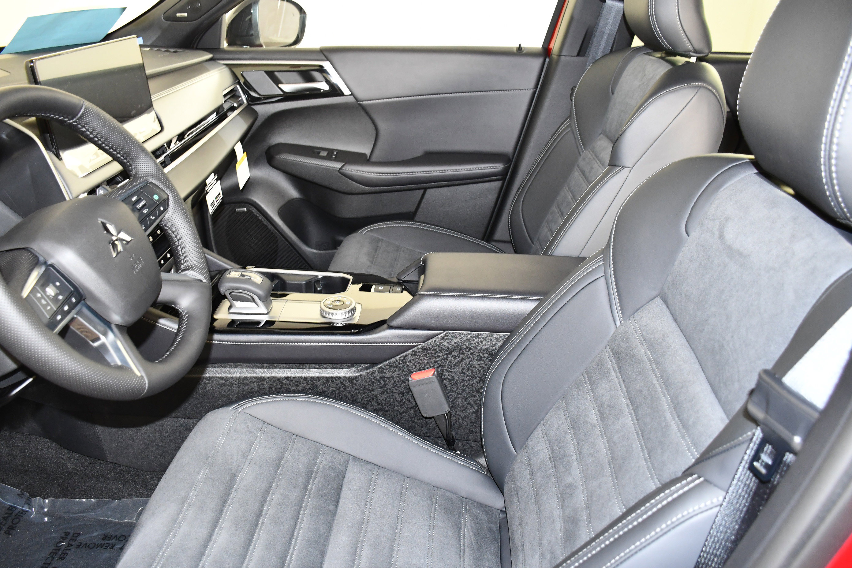 New 2026 Mitsubishi Outlander Ralliart image 14