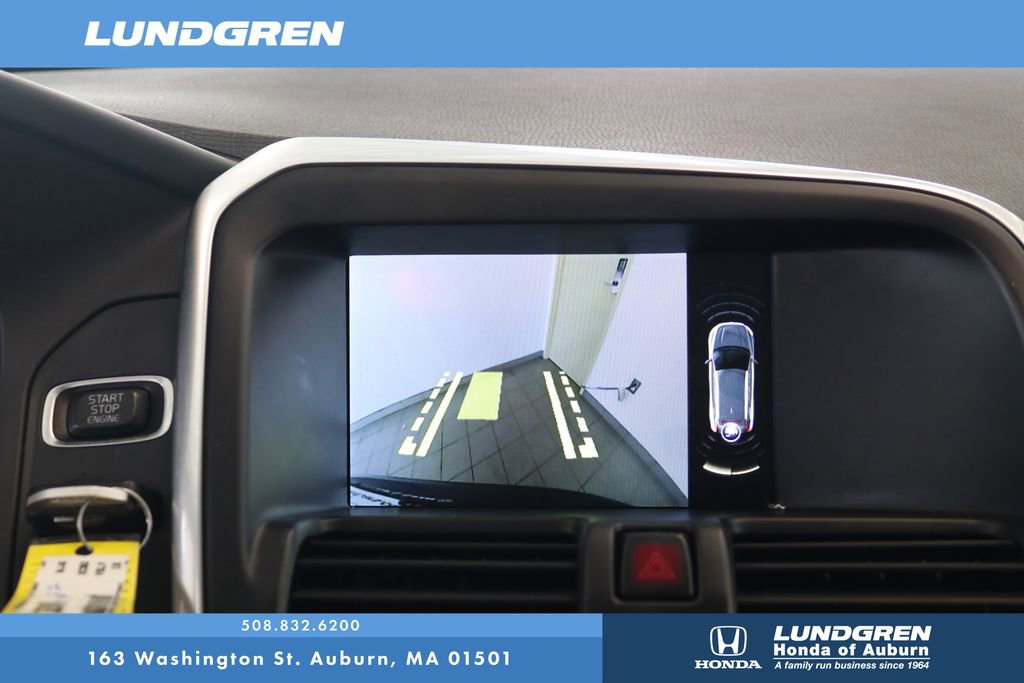 Used 2015 Volvo XC60 T6 w/ Proximity Package image 24