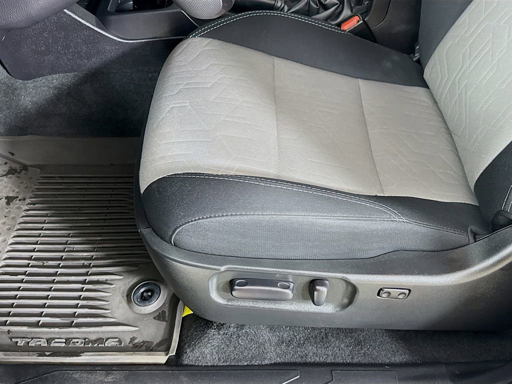 Certified 2023 Toyota Tacoma TRD Off-Road w/ Advanced Technology Package image 21