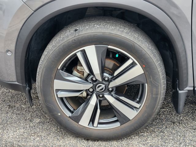 Certified 2022 Nissan Rogue Platinum w/ Head-Up Display Package image 8