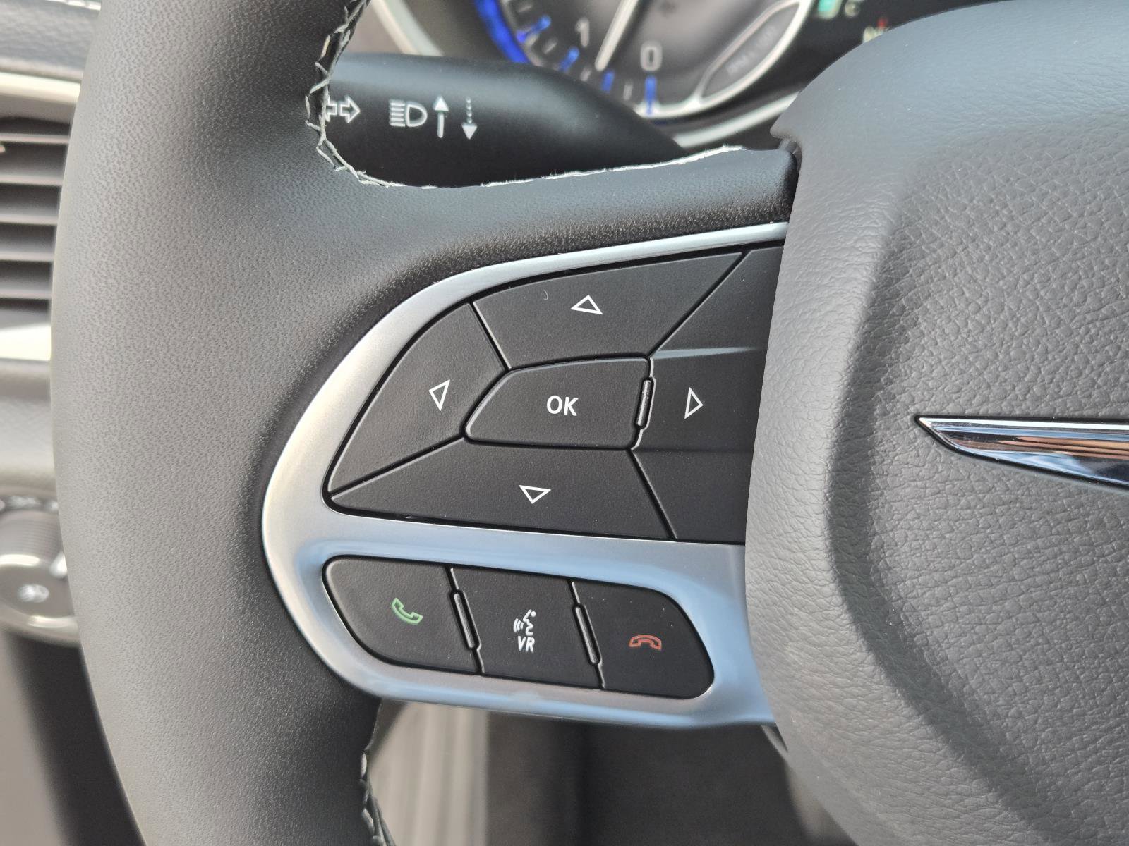 New 2026 Chrysler Pacifica Select image 19