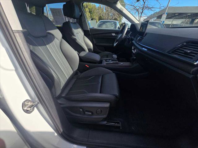 Used 2025 Audi Q5 e Premium Plus w/ Premium Plus Package image 11