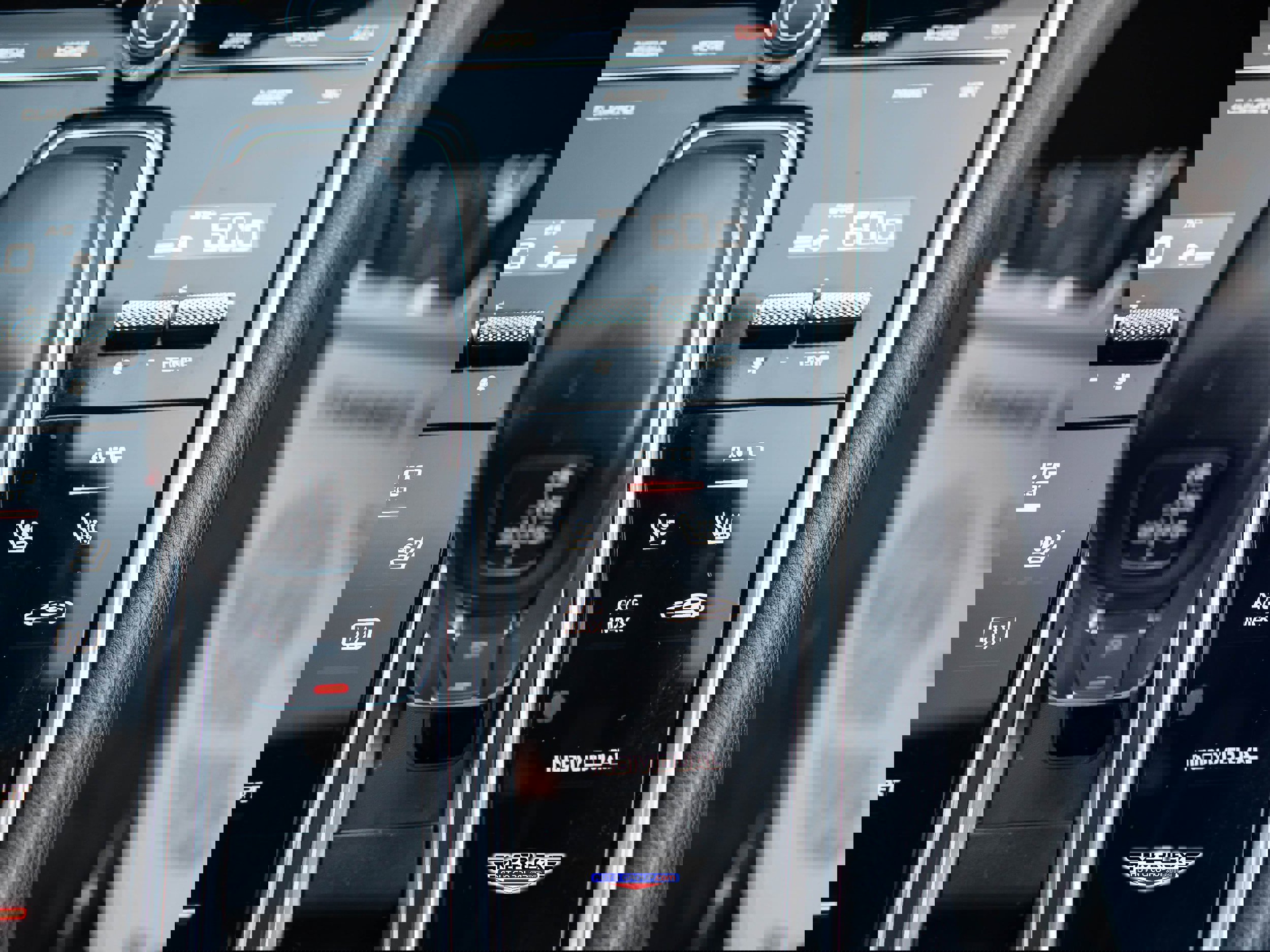 Used 2018 Porsche Panamera 4S image 37