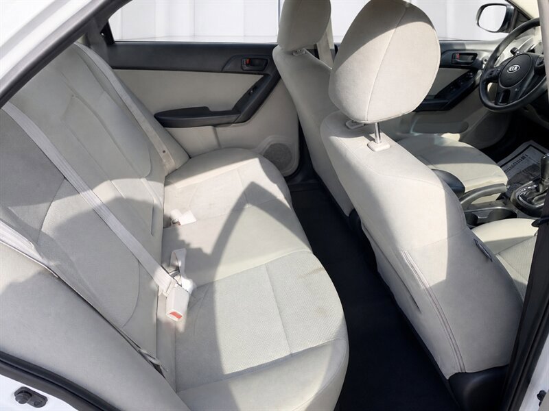 Used 2011 Kia Forte EX w/ Premium Pkg FWD image 14