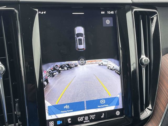 Used 2024 Volvo XC60 B5 Plus w/ Protection Package Premier image 30