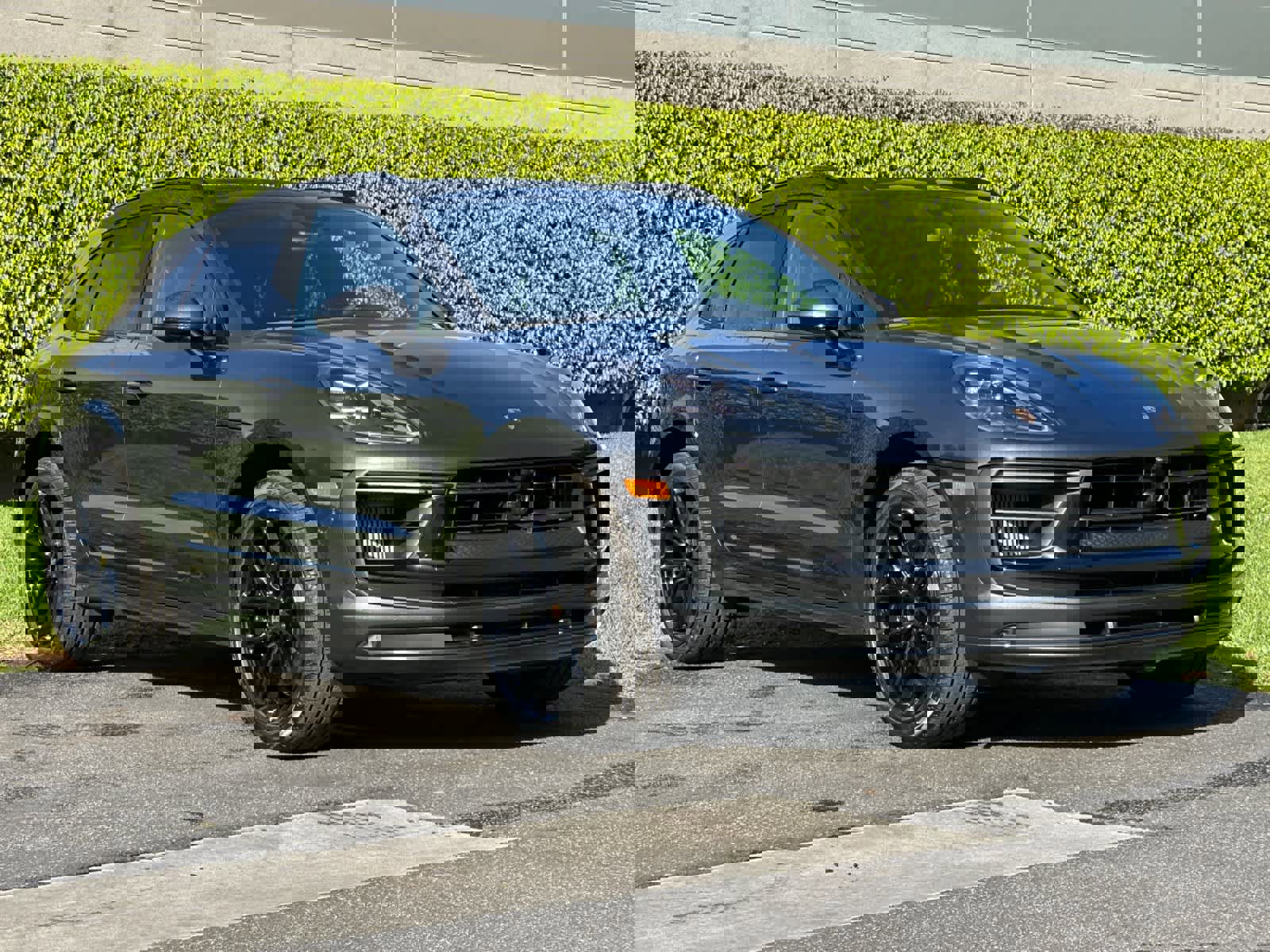 New 2026 Porsche Macan GTS image 10