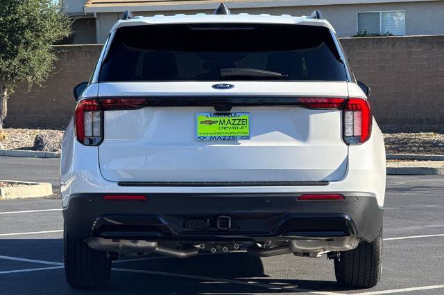 Used 2025 Ford Explorer ST-Line RWD image 12