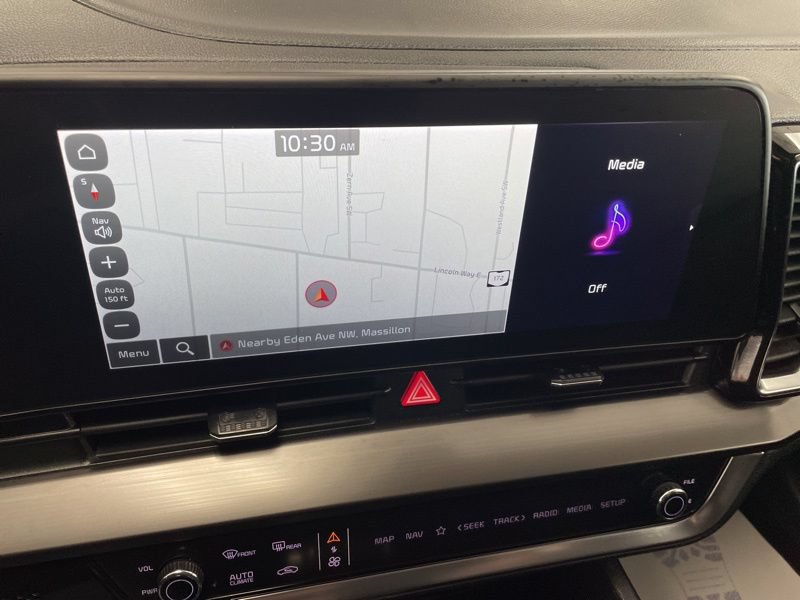 Used 2024 Kia Sportage EX FWD image 27