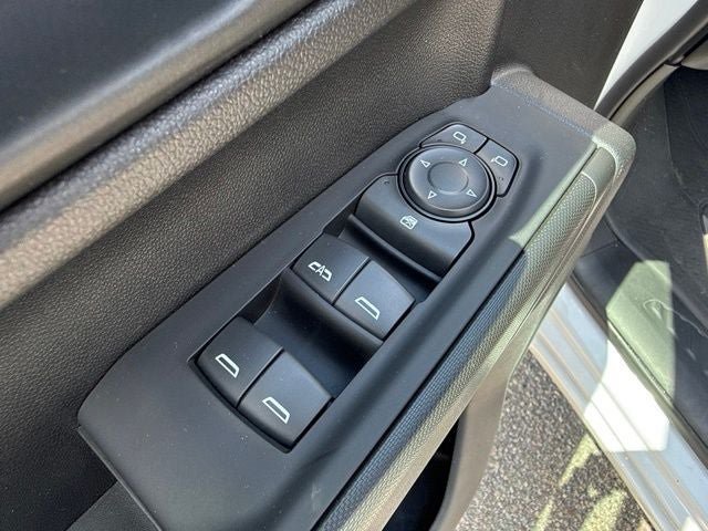 Used 2022 Chevrolet Silverado 1500 Custom AWD/4WD image 19