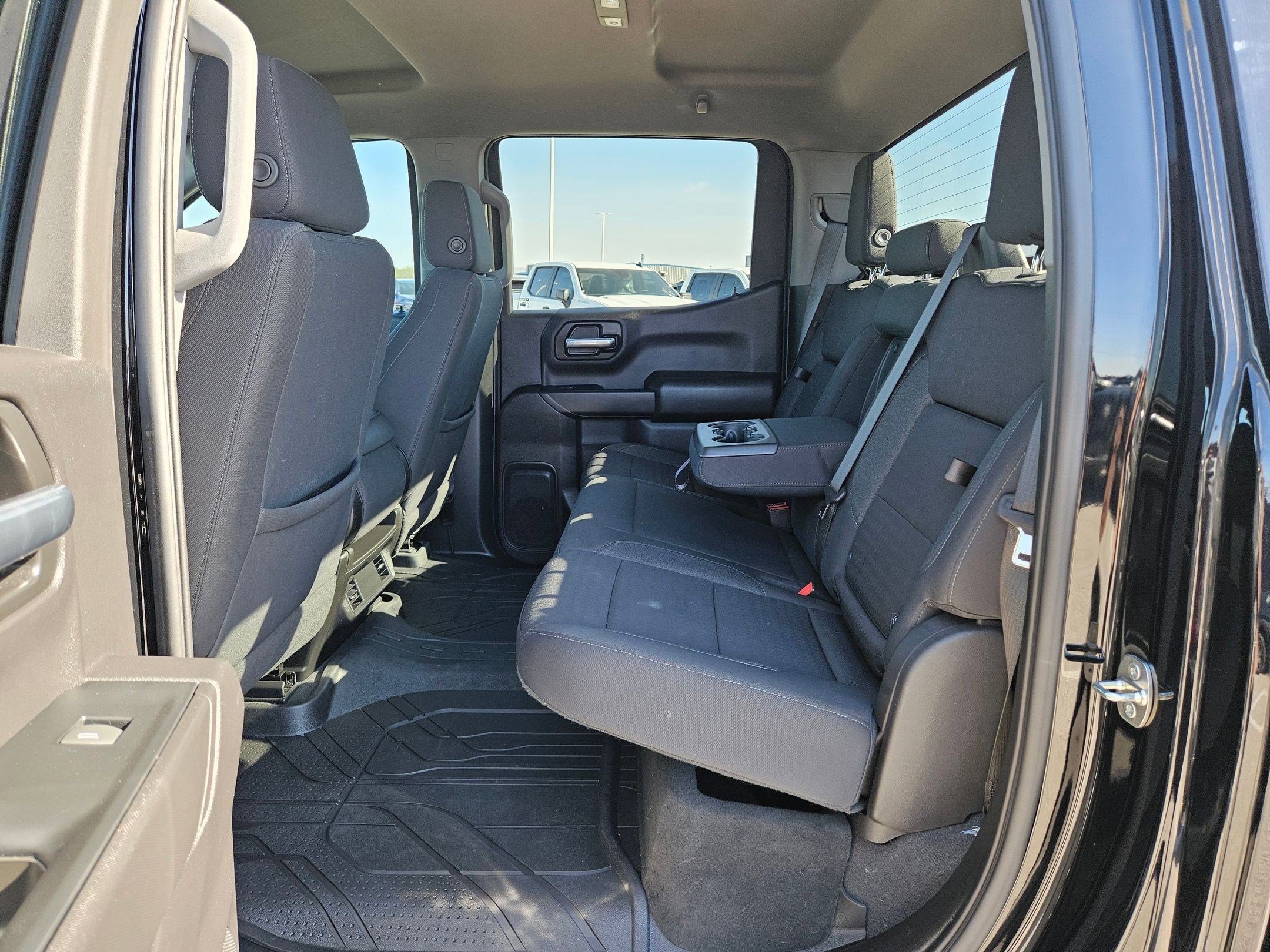 Used 2023 Chevrolet Silverado 1500 Custom image 14