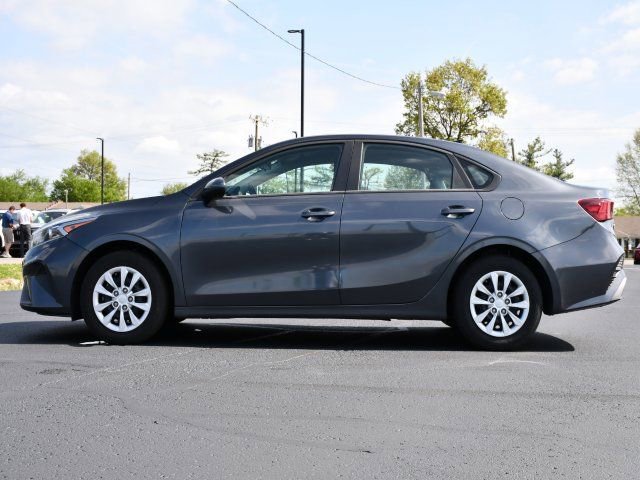 Used 2024 Kia Forte LX image 4