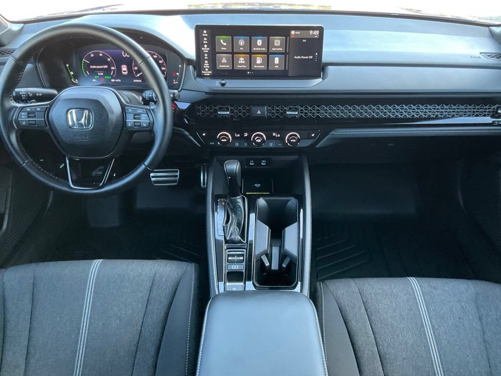Used 2025 Honda Accord Sport image 29