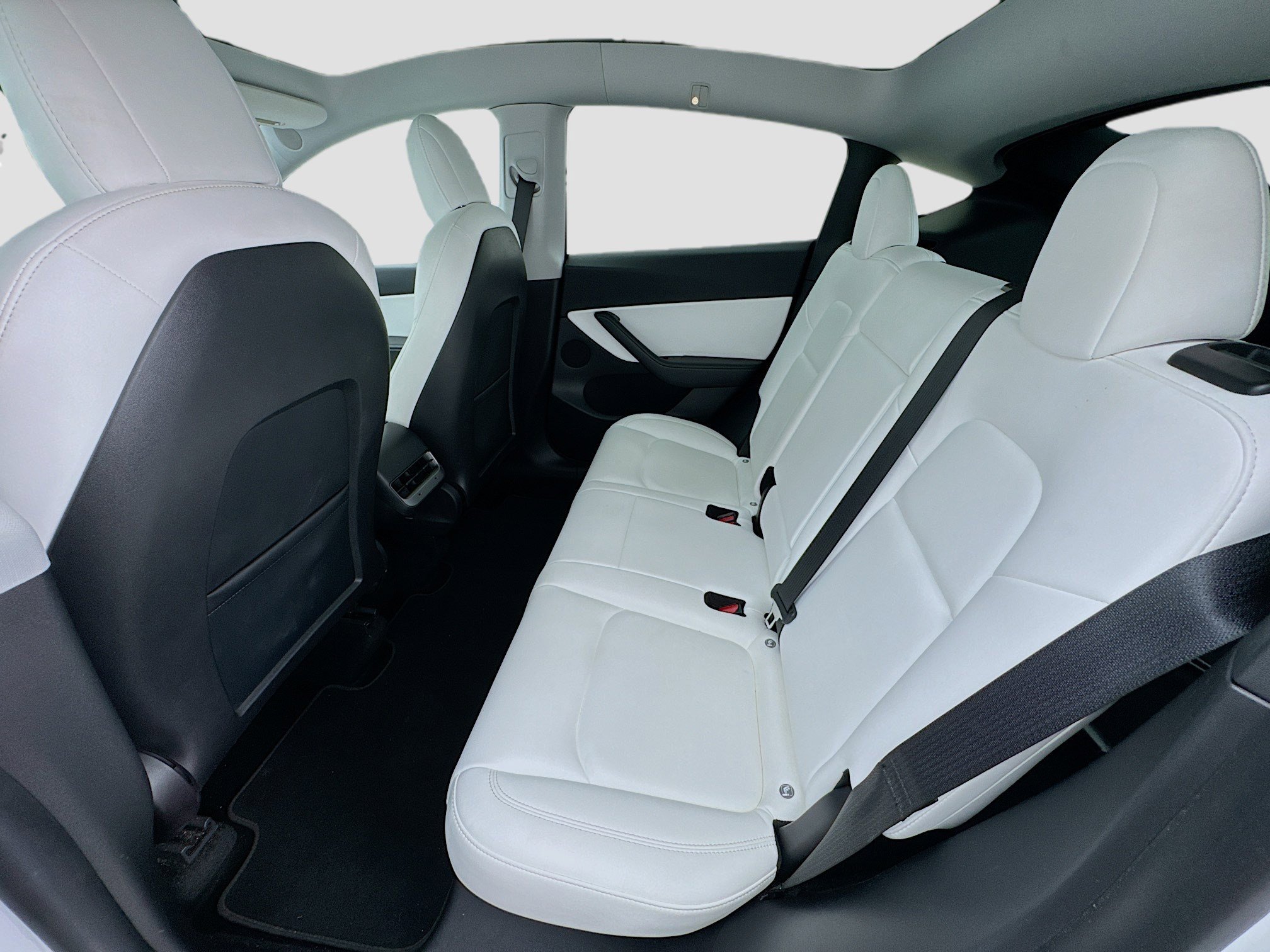 Used 2021 Tesla Model Y Performance image 16