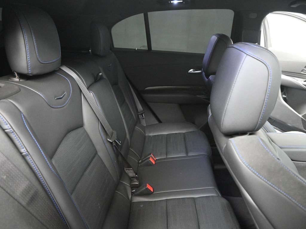 Used 2024 Cadillac XT4 Sport image 21