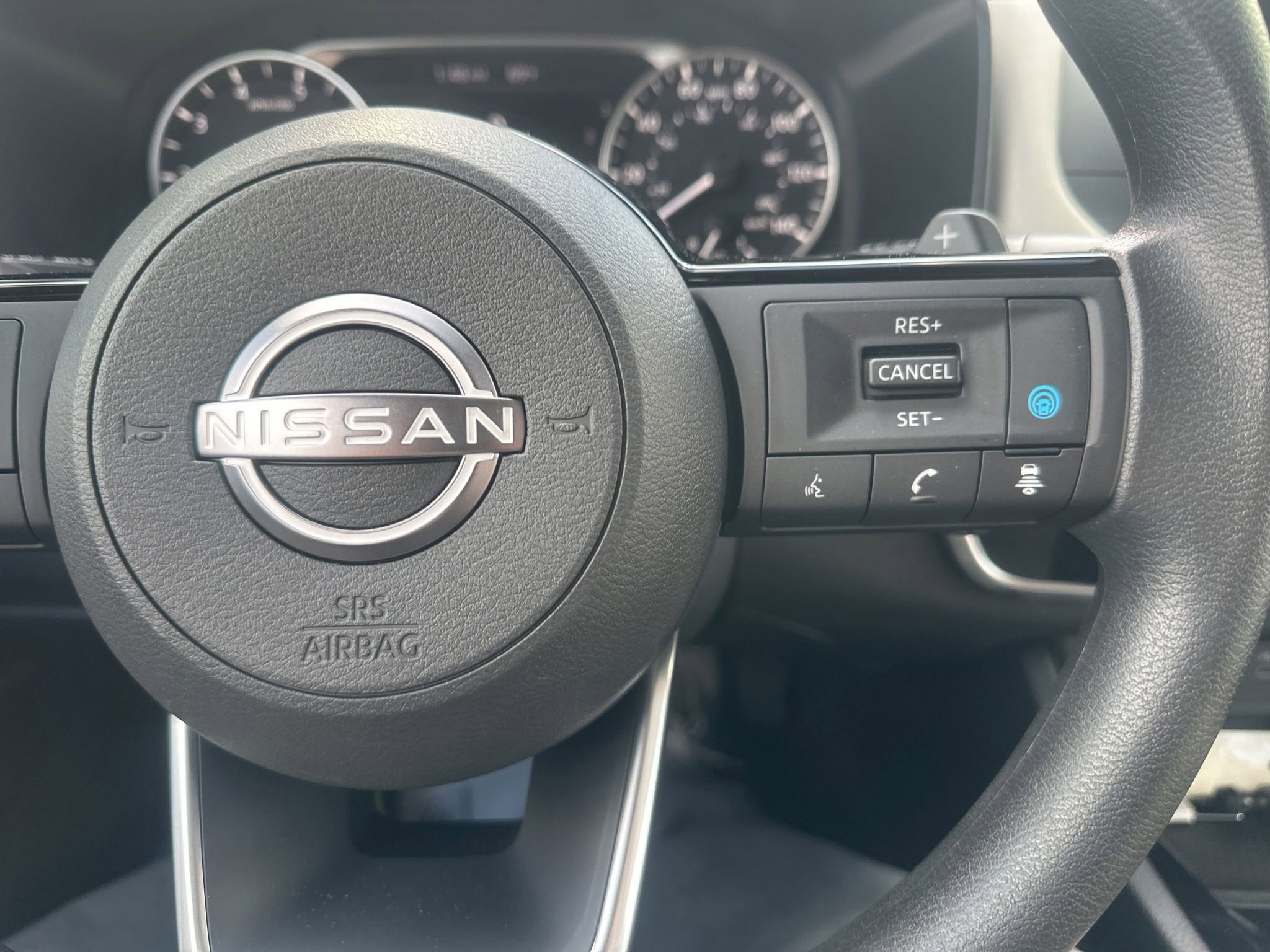 Used 2023 Nissan Rogue SV AWD/4WD image 22