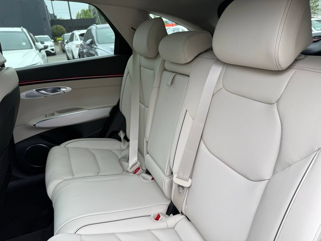 Certified 2026 Genesis GV70 2.5T Advanced AWD/4WD image 13