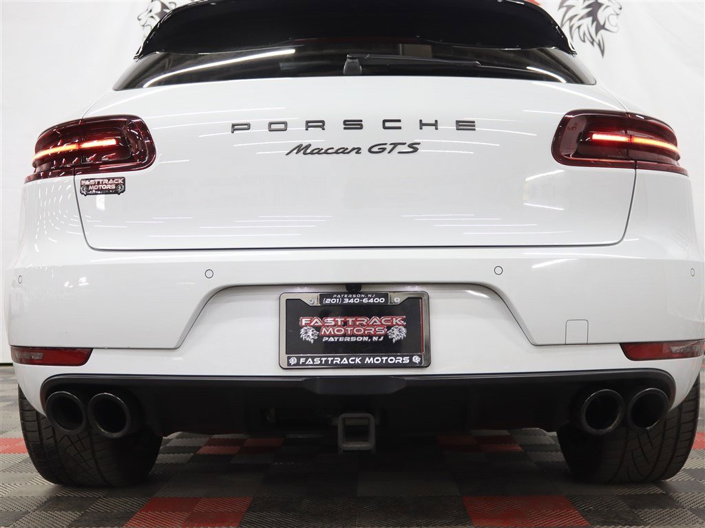 Used 2017 Porsche Macan GTS w/ Premium Package Plus AWD/4WD image 7