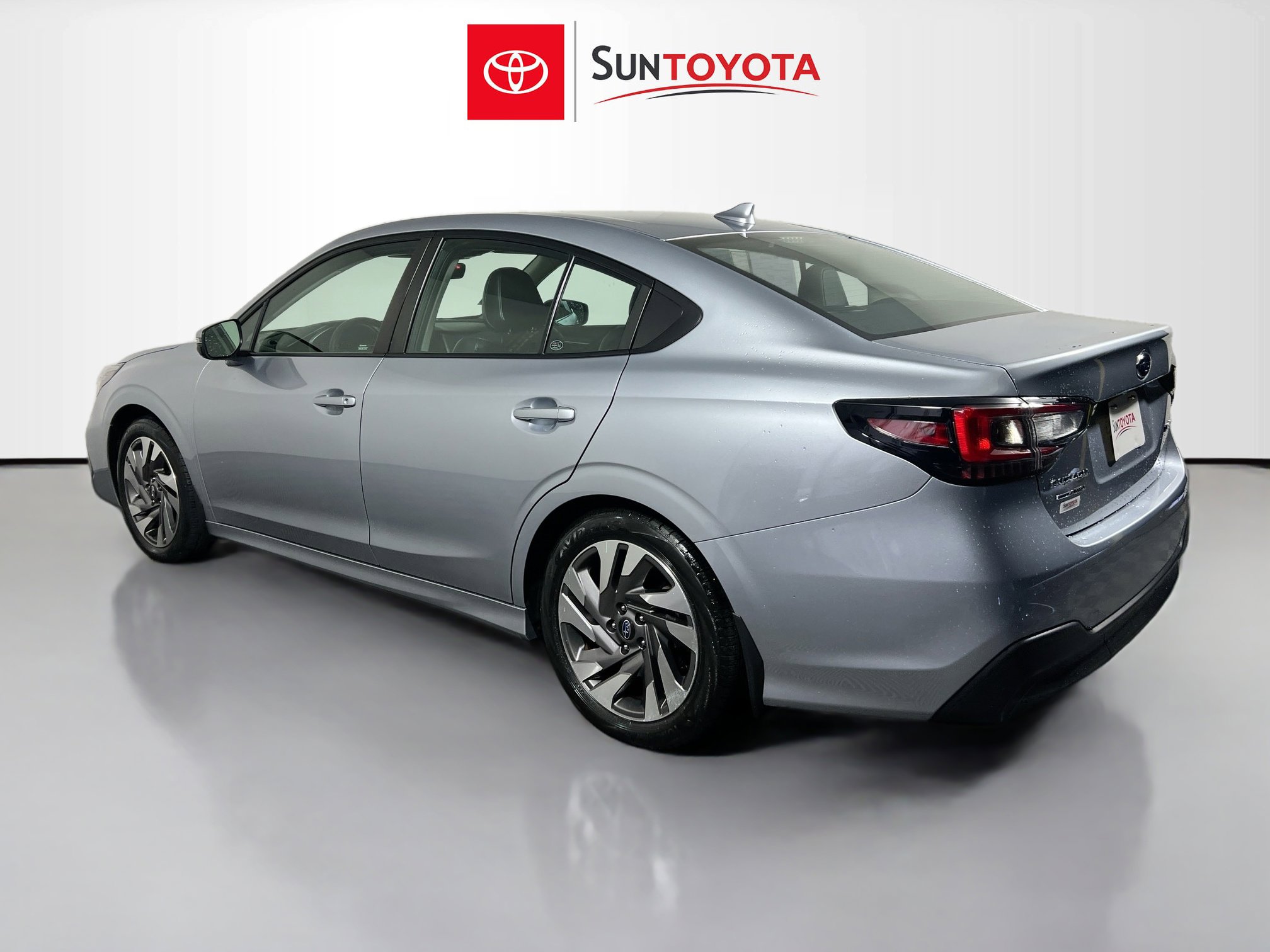 Used 2024 Subaru Legacy Limited w/ Popular Package #2 image 6