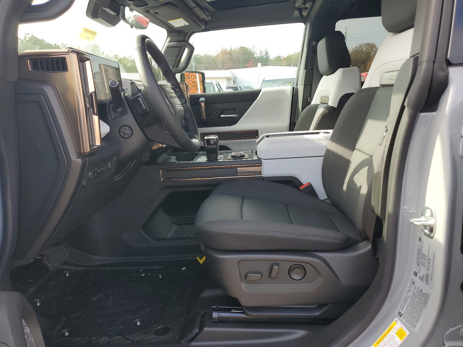 New 2025 GMC Hummer EV 2X image 21