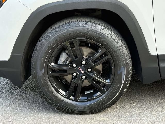 Certified 2023 GMC Terrain AT4 w/ Infotainment Package II AWD/4WD image 8