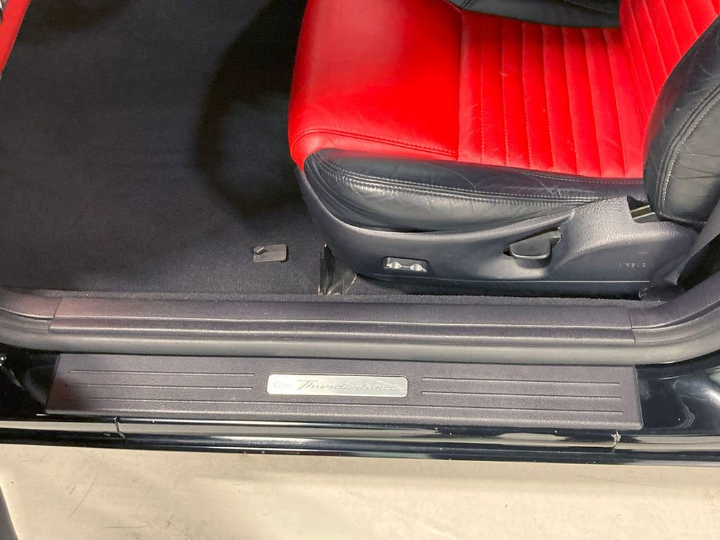 Used 2003 Ford Thunderbird image 56