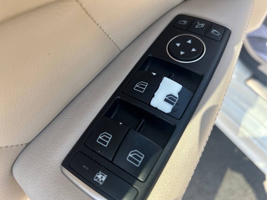 Used 2016 Mercedes-Benz CLS 550 4MATIC image 19